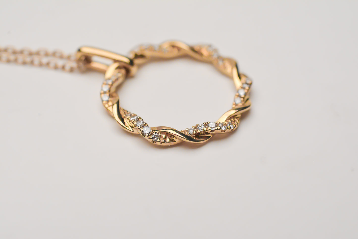 Twisted Diamond Circle Necklace