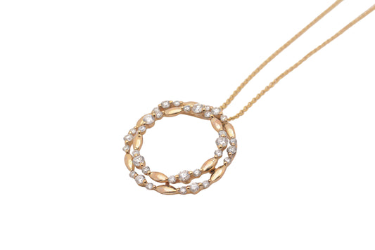 Wreath Circle Necklace
