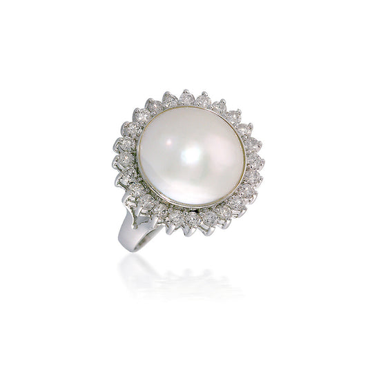 Mobe Pearl Diamond Halo Ring