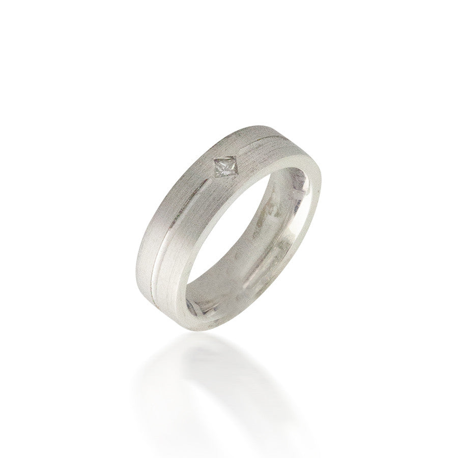 Classic Solitaire Diamond Wedding Band