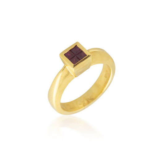 Invisable-set Ruby Ring